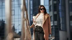 12 asiaa, jotka saavat sinut näyttämään vanhemmalta – katso, mistä kannattaa luopua, jotta näytät modernilta